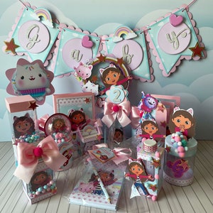 Gabby Dollhouse Usa e getta Per la tavola Per le stoviglie Gatti  Decorazione per compleanno Palloncino Per bambini Gabby Doll House Figure  Forniture per feste Stoviglie -  Italia