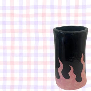 Pre-Order Pink Flame Handgemachte Keramikvase