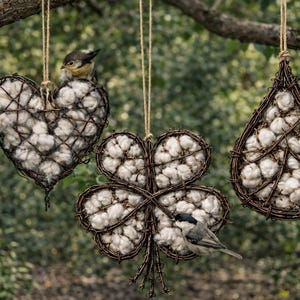 Handmade Barbed Wire Bird Nester – Rustic Farmhouse Garden Sculpture – Bird Nesting Material Holder – Primitive Country Decor