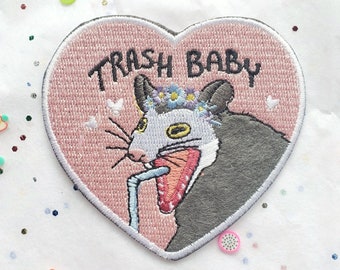 Trash Baby Possum 3"-patch