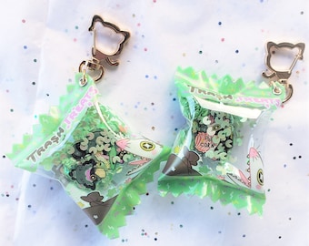 Trash Treats Shaker Charm