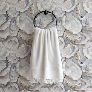 Neutral Coastal Oyster Shell Wallpaper - Beach House Seashell Accent Wall Mural