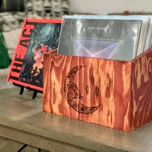 The Classic: 12 inch Vinyl Record Box