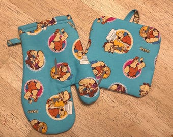 Hercules Disney Oven Mitt and Pot Holder Potholder Set