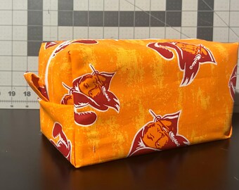 Tampa Bay Buccaneers Toiletry Bag | Vintage Old School Logo | Large 9" Travel Organizer