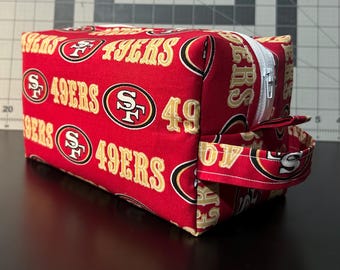 Toiletry Bag | NFL San Francisco 49ers Football Team | 8.5 Inch Travel Pouch | Duck Canvas Interior