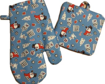 Frosty the Snowman Rankin/Bass - Oven Mitt and Pot Holder Set.  Potholder trivet.