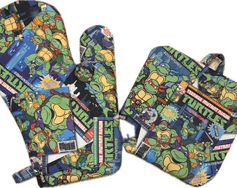 Teenage Mutant Ninja Turtles  Oven Mitt and Potholder set!  Raphael, Leonardo, Donatello, Michelangelo, Shredder
