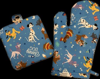 Disney Dogs, I Love My Disney Dog, oven mitt and potholder set. Trivet - Pot Holder!