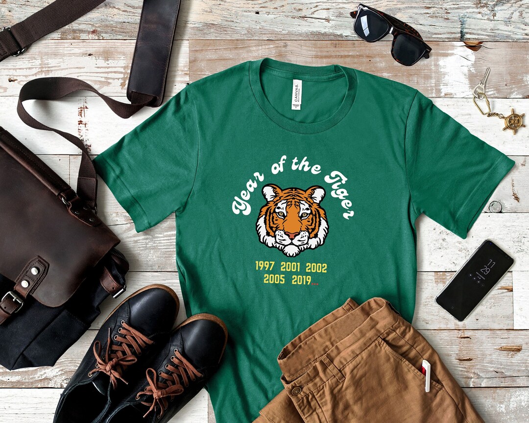 The Masters Tshirt Tiger T Shirt Masters Victories Shirt Golf Etsy