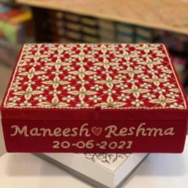 Punjabi Churas/Bangles EmbroideredBoxes, Beautiful Handmade bridal chooda/Kara boxes, Personalized Boxes, Gift for wedding, Free shipping