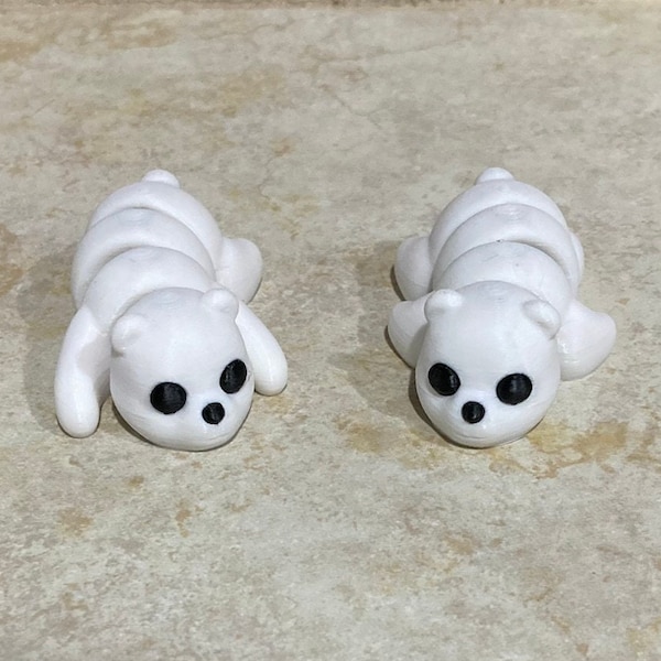 3D Printed Articulated Cute Baby Polar Bear ZOU3D Fidget Party Favors Key Chain Back Pack Charm