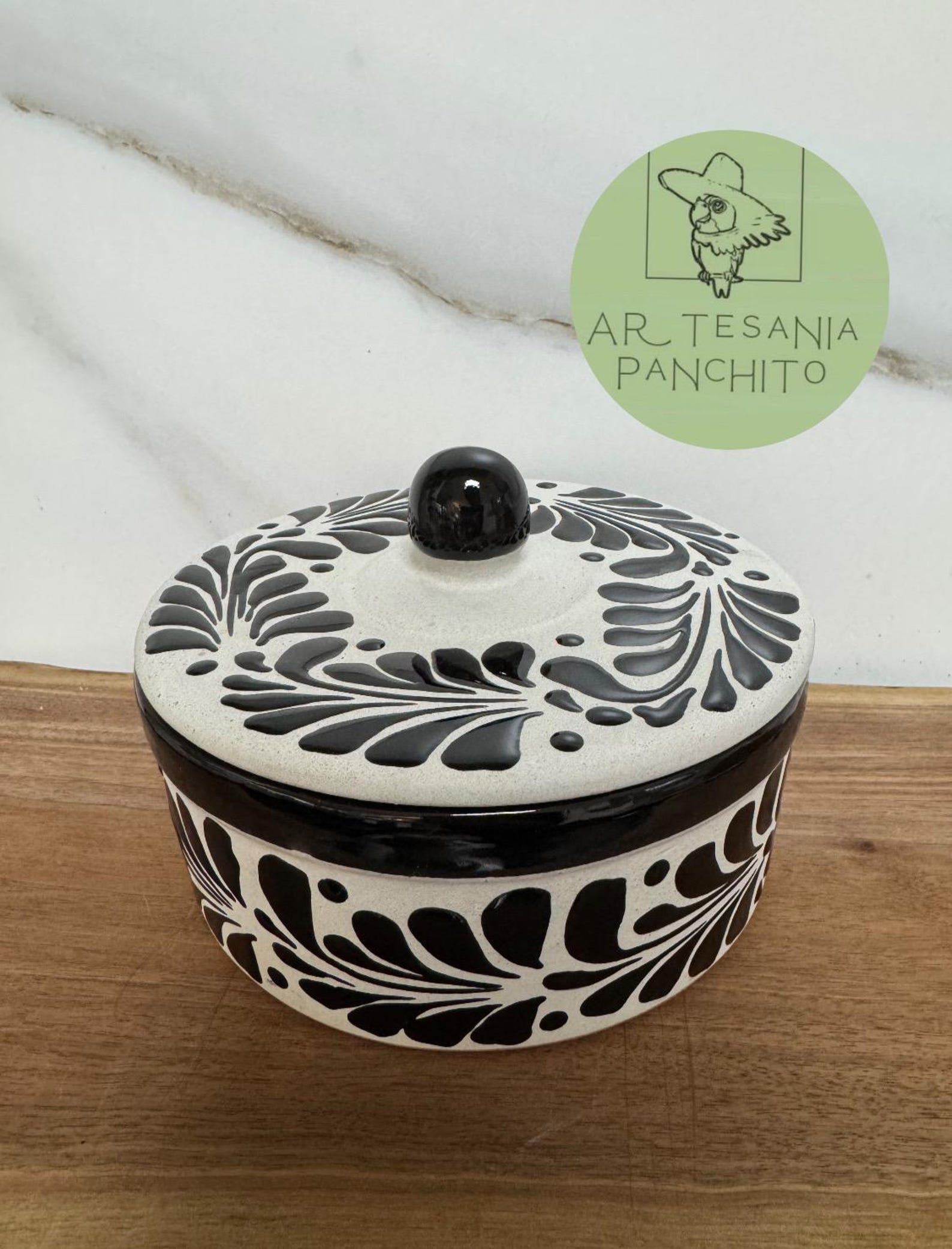 Tortilla Holder/ Warmer | Made in Mexico | Tortillero | Hecho en Mexico | Bowl with Lid - Black on White