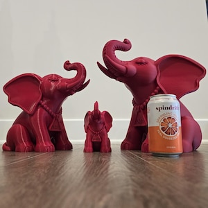 Small Delta Sigma Theta Elephant Statue 5.5 x 3 x 5.5 inches image 9
