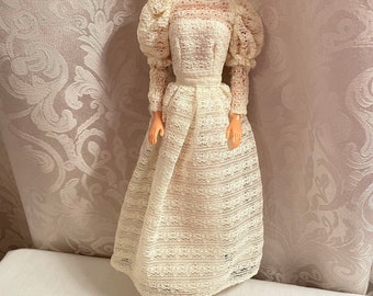 Vintage Superstar Barbie Beautiful Bride Lace Wedding Gown - 1978