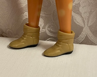 Vintage Gold and Black Low Heel Slouchy Boots - Fit Barbie Sister Skipper