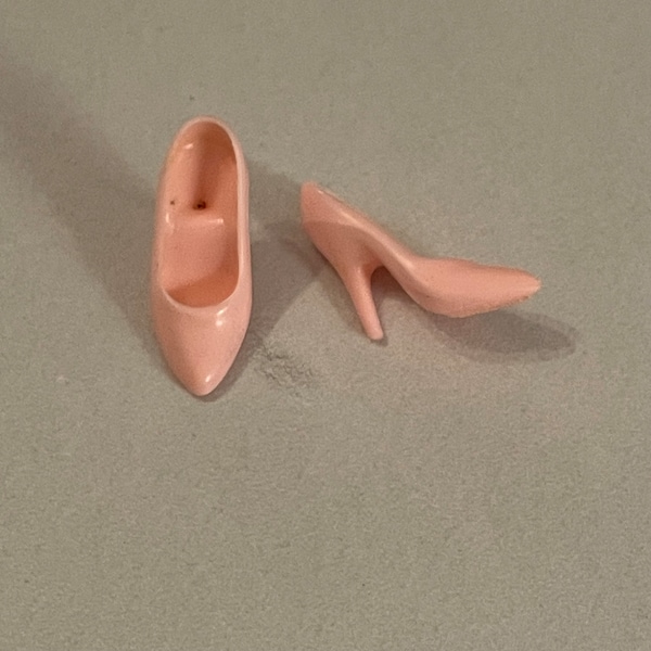 Vintage Peach Barbie Shoes - Peaches N' Cream Barbie Replacement Pumps