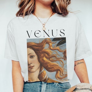 Botticelli T Shirt Birth of Venus Shirt Botticelli T Shirt Art lover Shirt Famous Art Painting Crewneck Trendy Art Aesthetic Clothing Gifts