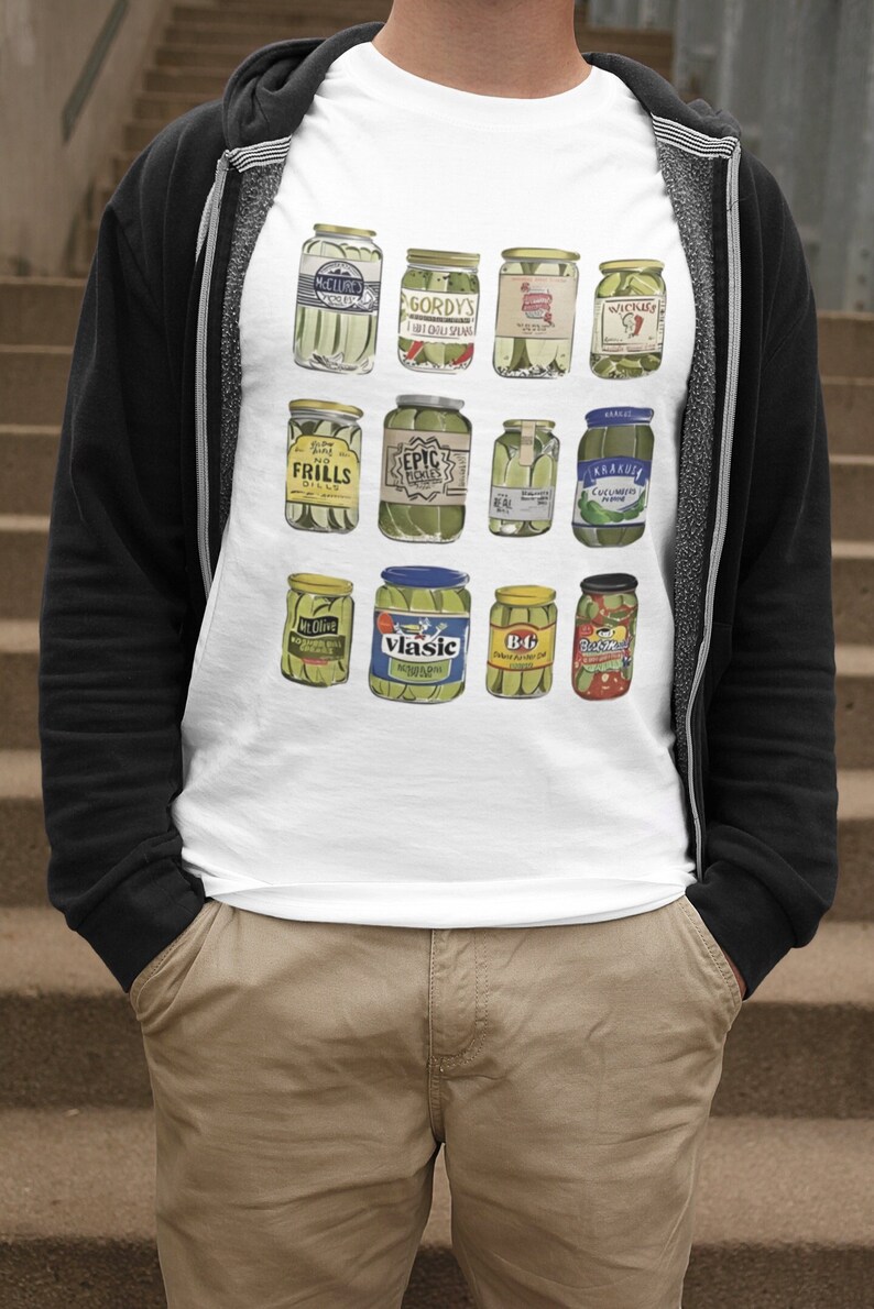 Pickle Shirt for Pickle lover Gift for her Canned Pickle T Shirt with Pickles Graphic Tee Vintage Canned Pickle Jar Tee Pickle lover shirt bild 2