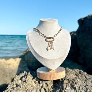 Carabiner Charm Necklace, Seashell Charm Necklace, Paperclip Chain, Handmade Jewelry, Shell Necklace, Shell Jewelry, Handmade Charm Necklace