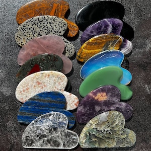Natural Crystal Guasha Spa Relaxation Tool, Skincare Face Massage Stone, Facial Gua Sha Stone, Crystal Beauty Tool, Self-care Gift