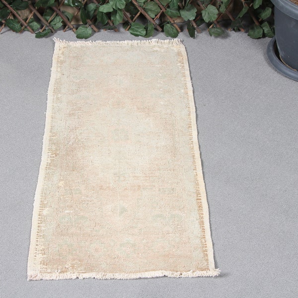 Vintage Rug Small Turkish Antique Oushak Rugs For Bathroom 1.5x3.3 ft Beige Door Mat Woven Neutral Turkish Old Floor Hand Knotted Anatolian