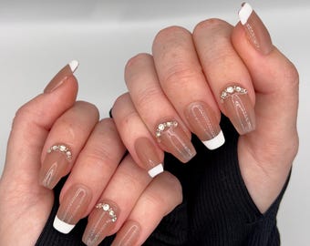 Handgjorda press-on naglar | 10 st återanvändbara | Gel / Akryl | Chic French | French Tip Nails