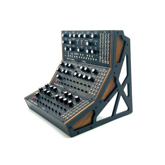 Moog DFAM セミモジュラーシンセサイザー Amazon.com: MOOG DFAM Semi-Modular Analog Percussion Synthesizer