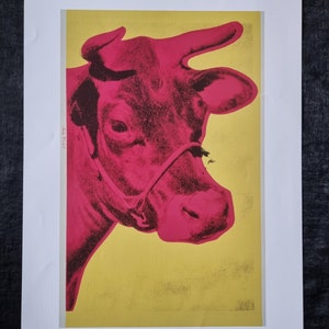 Cow by Andy Warhol On the back copyright certification, title, year of publication and description, dimensions 34 x 43 cm.