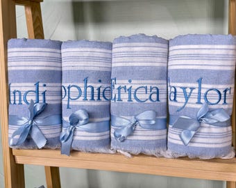 Asciugamano turco personalizzato: regalo leggero ricamato per damigelle d'onore, bomboniera per matrimonio, uso in spiaggia o spa, regalo personalizzato.