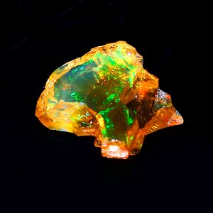 Top Quality Natural Ethiopian Large Opal Rough / Raw -6.00 CTS, Multi fire Crystal Opal Rough, Natural Ethiopian Opal Rough Size-14x12x7 mm.