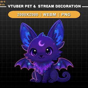 以下が含まれることがあります： 大きな耳、コウモリのような翼、額に三日月のある紫色の漫画のキャラクターのデジタルイラスト。画像には「VTUBER PET & STREAM DECORATION」というラベルが付いており、ファイルの種類情報が含まれています。