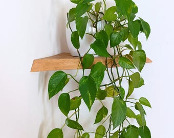 Corner shelf with live edge | Solid oak | Wall shelf | Shelf | Floating shelf | Floating shelf | Natural live edge | Invisible mounting