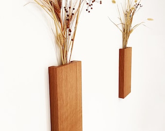 Vase for dried flowers | Wall vase | Flower vase | Vase made of solid oak | Made from one piece | Dried flowers | Wall decoration | Home decoration