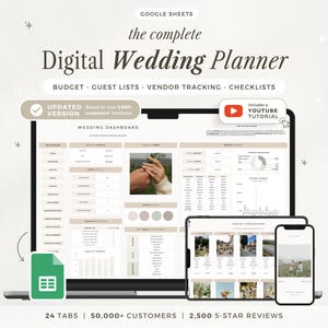 Puede incluir: Un juego de tres tazas de cerámica con un acabado mate moteado. Las tazas son de color crema, gris claro y gris oscuro. Cada taza tiene un diseño simple y minimalista y un asa redondeada. Las tazas están apiladas una encima de la otra.