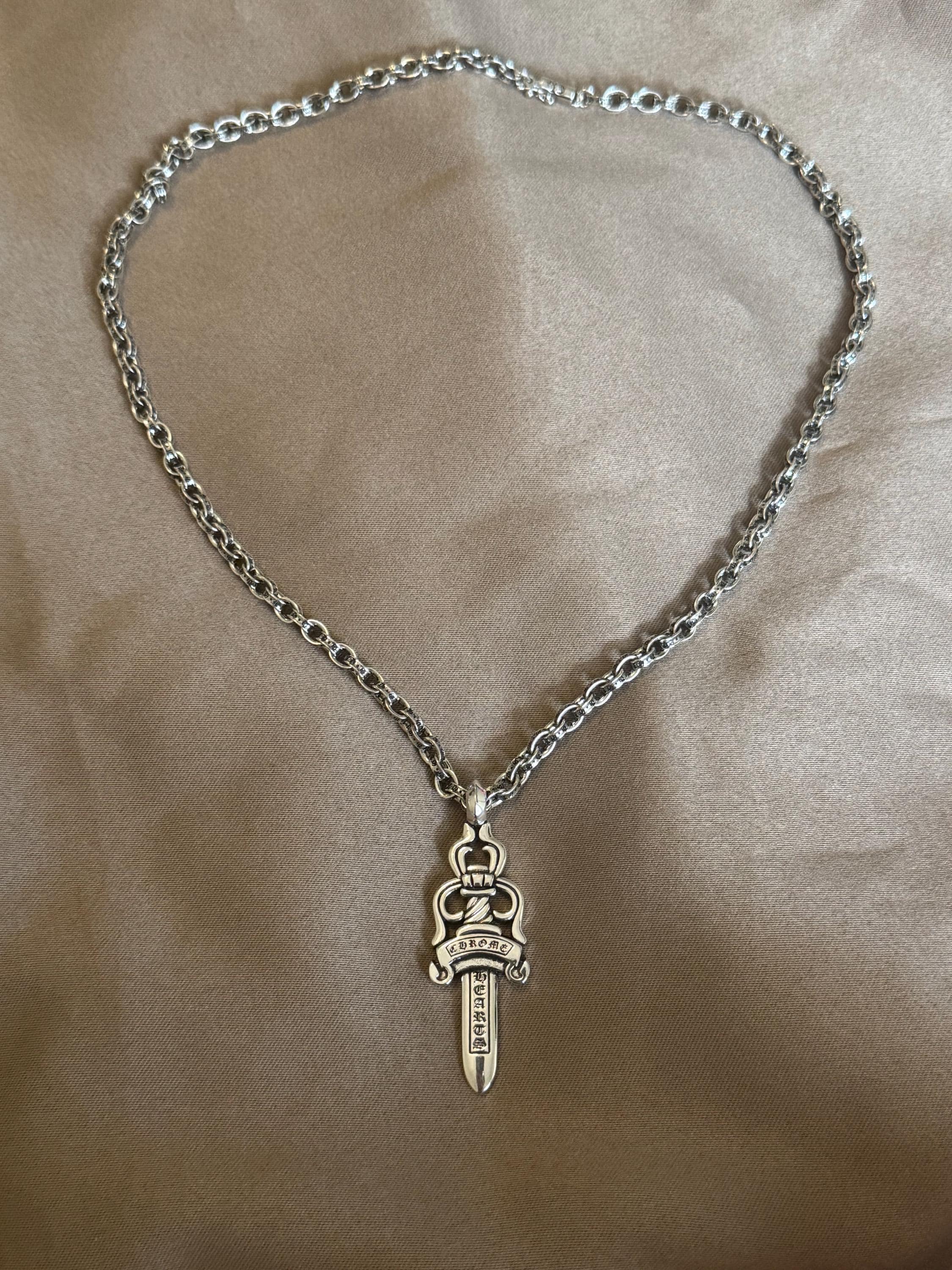 アクセサリー Chrome Hearts necklace Chrome Hearts Exclusive Skull Necklace - SHENGLI ROAD MARKET