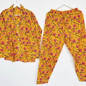 Yellow Floral Printed Summer Pajama Set, Indian Soft Cotton Pj Set, Bridesmaid Proposal, Adult Night Suit, Birthday Gift