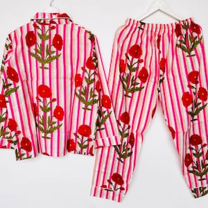 Red Floral Light weight Pajama Set, Indian Soft Cotton Pj Set, Summer Nightwear, Hand Block Print Pjs, Bridesmaid Pajamas, Bridal Party Pjs zdjęcie 2