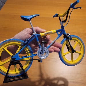 Brûleur BMX Tuff à l'échelle 1:5 modèle 3D réel