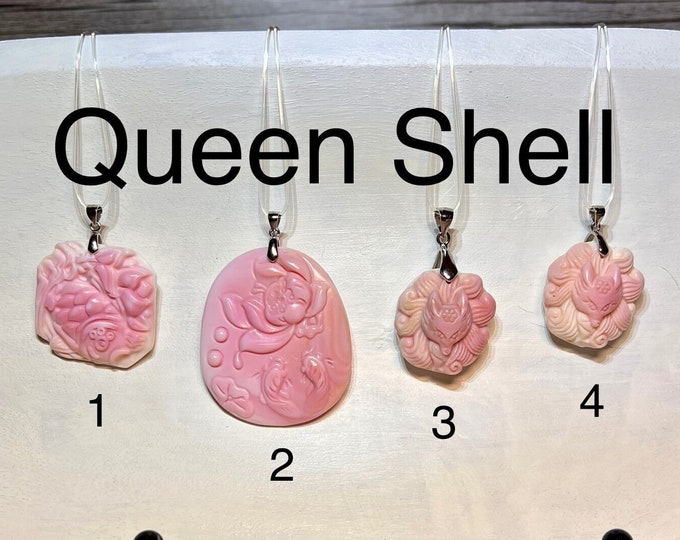 Pink Queen Conch Shell Pendant, Pink Queen Conch Shell Carving, 925 Silver Clasp