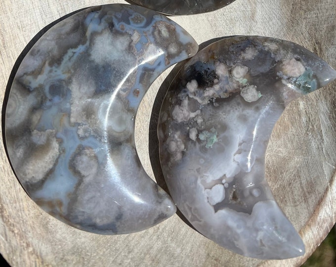 Black Flower Agate Moon Carving, Black Flower Agate, Crescent Moon Carving, Crystal Carving