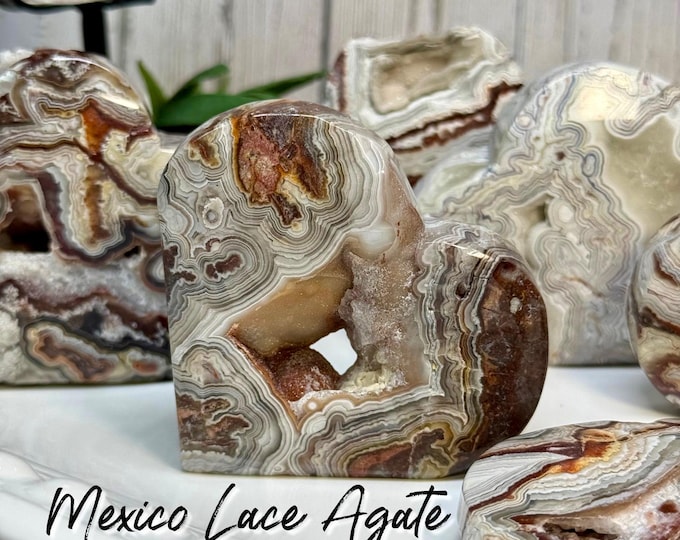 Mexican Lace Agate Heart, Mexican Crazy Lace Agate Heart Carving, Polished Mexican Lace Agate, Stone of Clarity and Balance