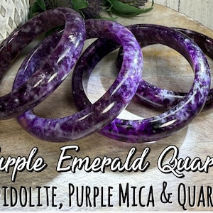 Purple Emerald Quartz Bangle, Lepidolite with Purple Mica in Quartz, Purple Mica Bangle, Flashy Mica Lepidolite Bangle