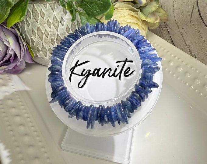 Blue Kyanite Chips Bracelet, Blue Kyanite Crystal Bracelet, Alignment, Communication, Calming Energy
