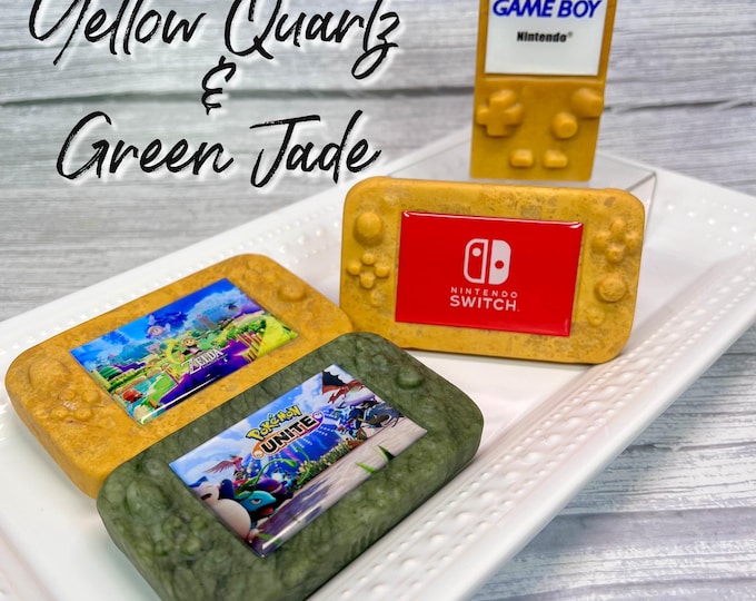 Crystal Game Controller Carving, Yellow Quartz Stone, Green Jade