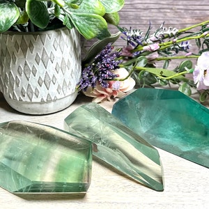 Beautiful Fluorite Freeform, Green Fluorite Freeform, Fluorite Freeform, Rainbow Inclusions