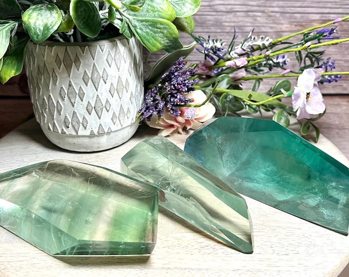 Beautiful Fluorite Freeform, Green Fluorite Freeform, Fluorite Freeform, Rainbow Inclusions