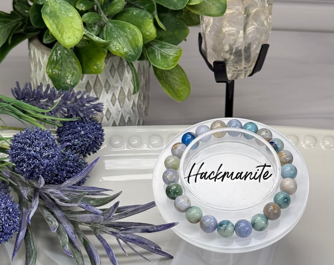 Hackmanite Bracelet, UV Reactive Crystal, 8-9mm Round Bead, Elastic & Stretchy Bracelet