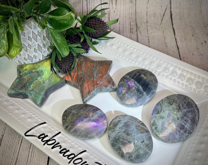 Labradorite Palm Stone, Labradorite Star Carving, Flashy Labradorite