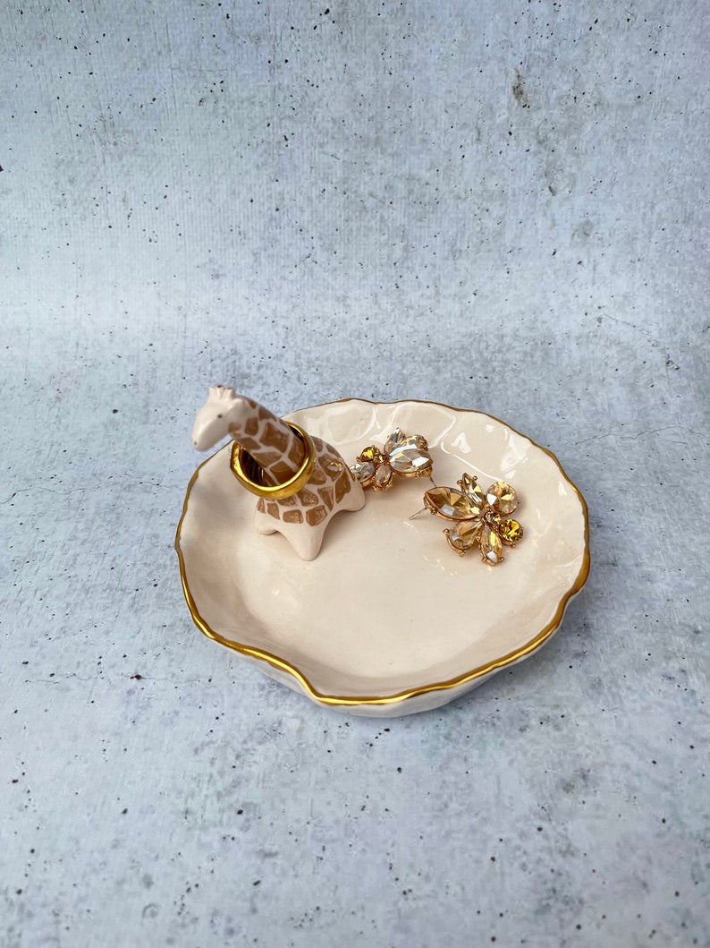 Ceramic Gold Ring Dish With Giraffe, Ring Holder, Pottery Jewelry Storage, Ring Catcher, Necklace Holder Organizer, Holiday Jewelry Stand image 3